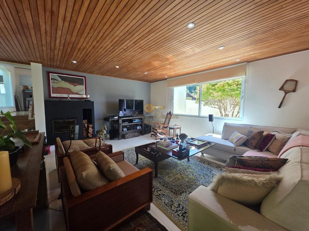 Casa à venda com 4 quartos, 10000m² - Foto 9