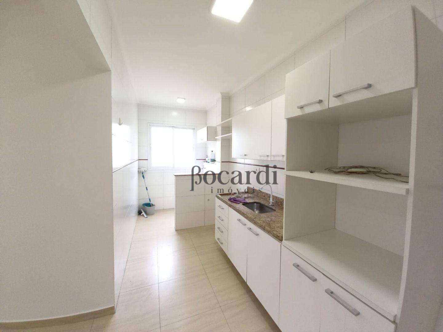 Apartamento à venda com 2 quartos, 92m² - Foto 7