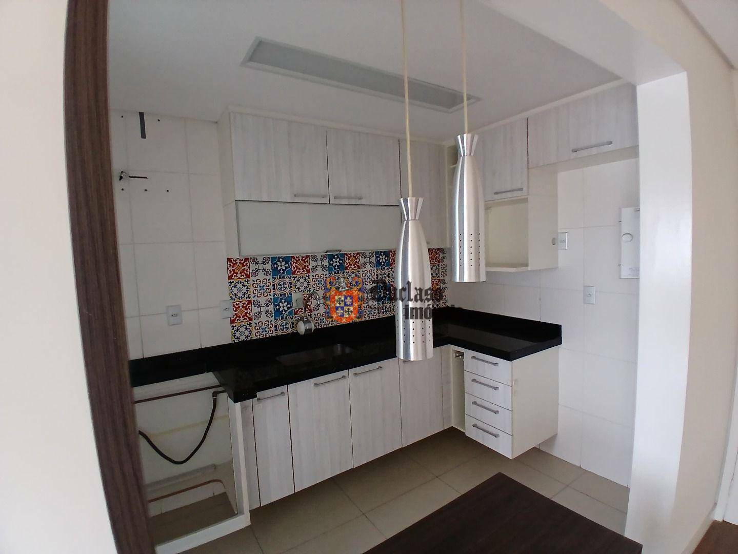 Apartamento à venda com 2 quartos, 55m² - Foto 4