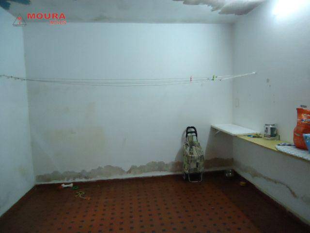 Casa à venda com 7 quartos, 275m² - Foto 14