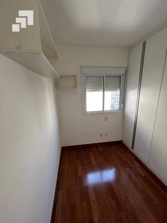 Apartamento para alugar com 2 quartos, 71m² - Foto 11