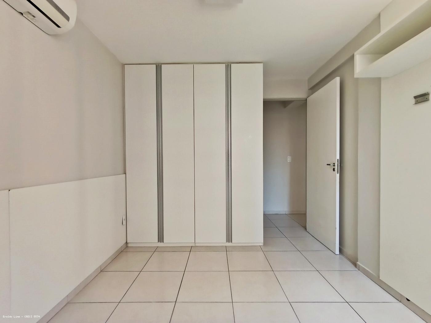 Apartamento à venda com 3 quartos, 113m² - Foto 11