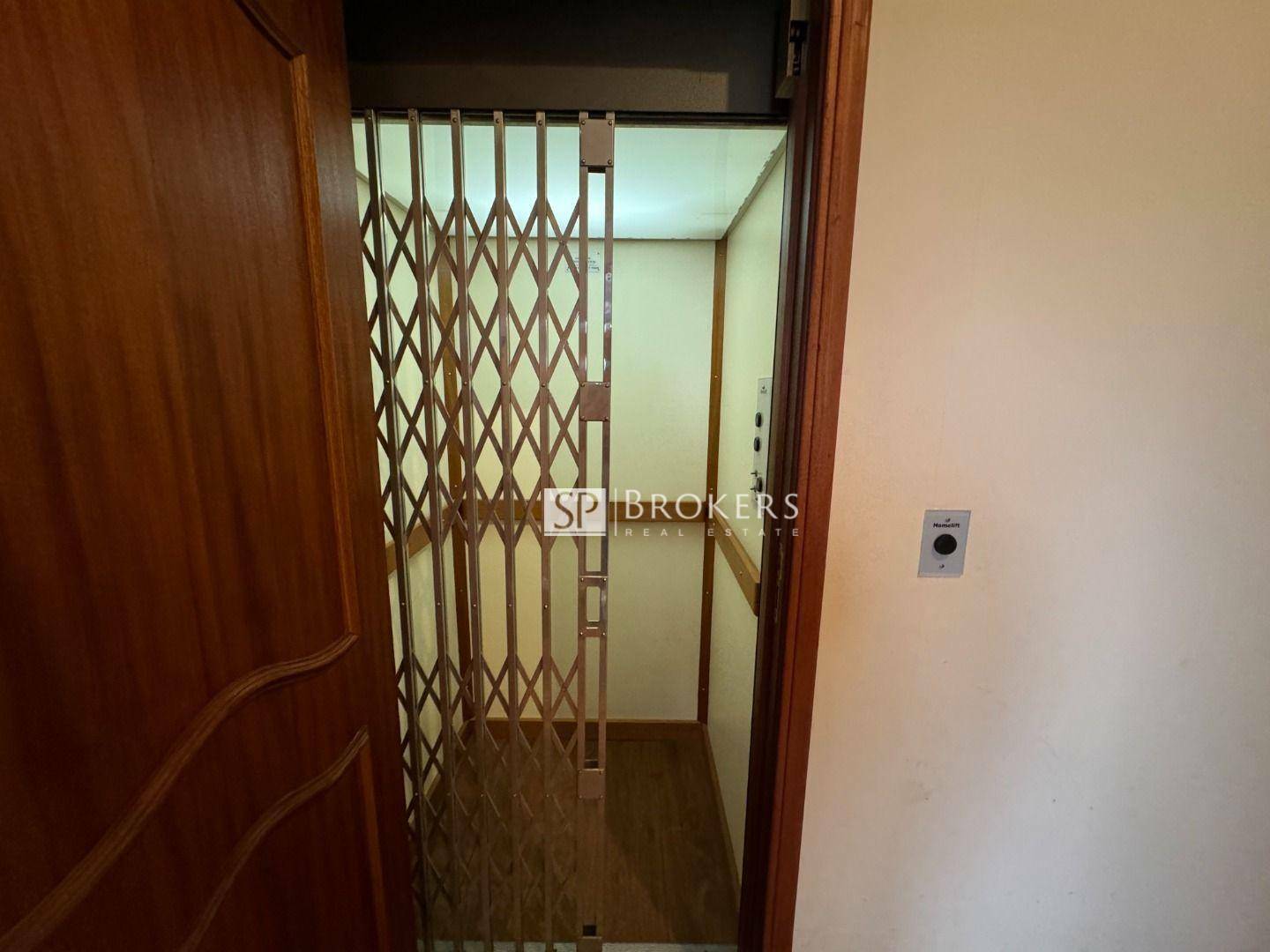 Casa à venda com 4 quartos, 373m² - Foto 22