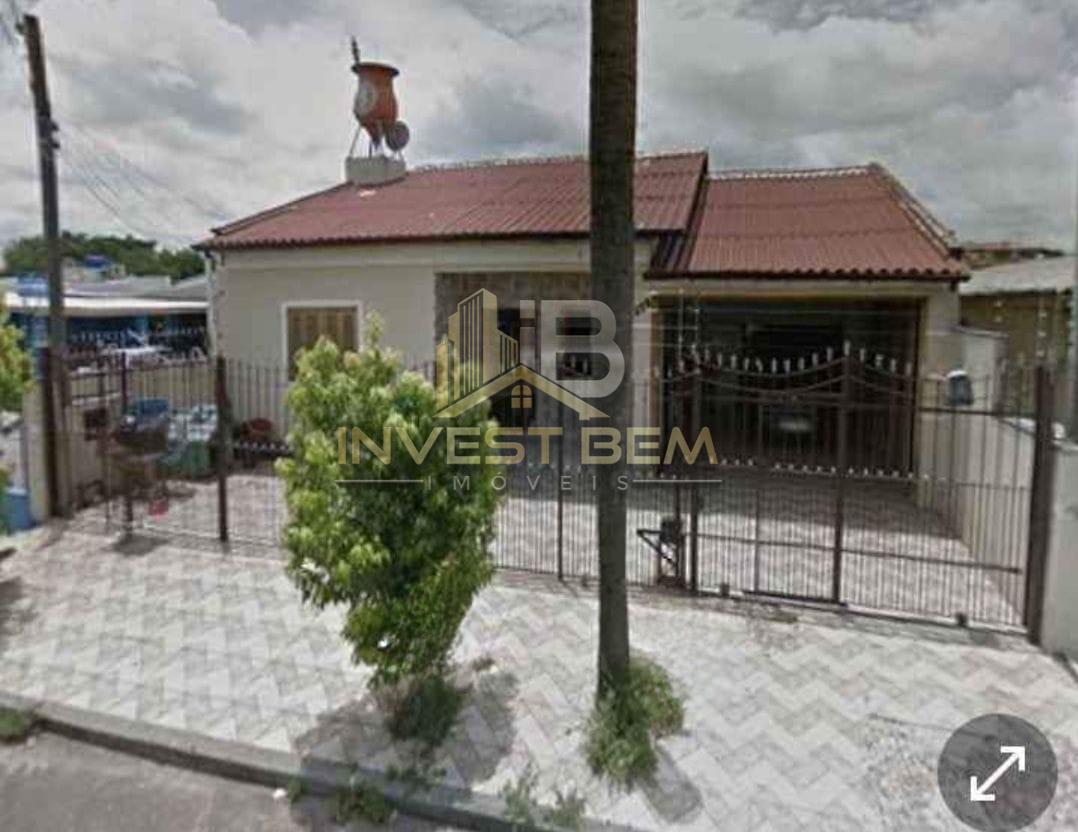 Casa à venda com 3 quartos, 200m² - Foto 1