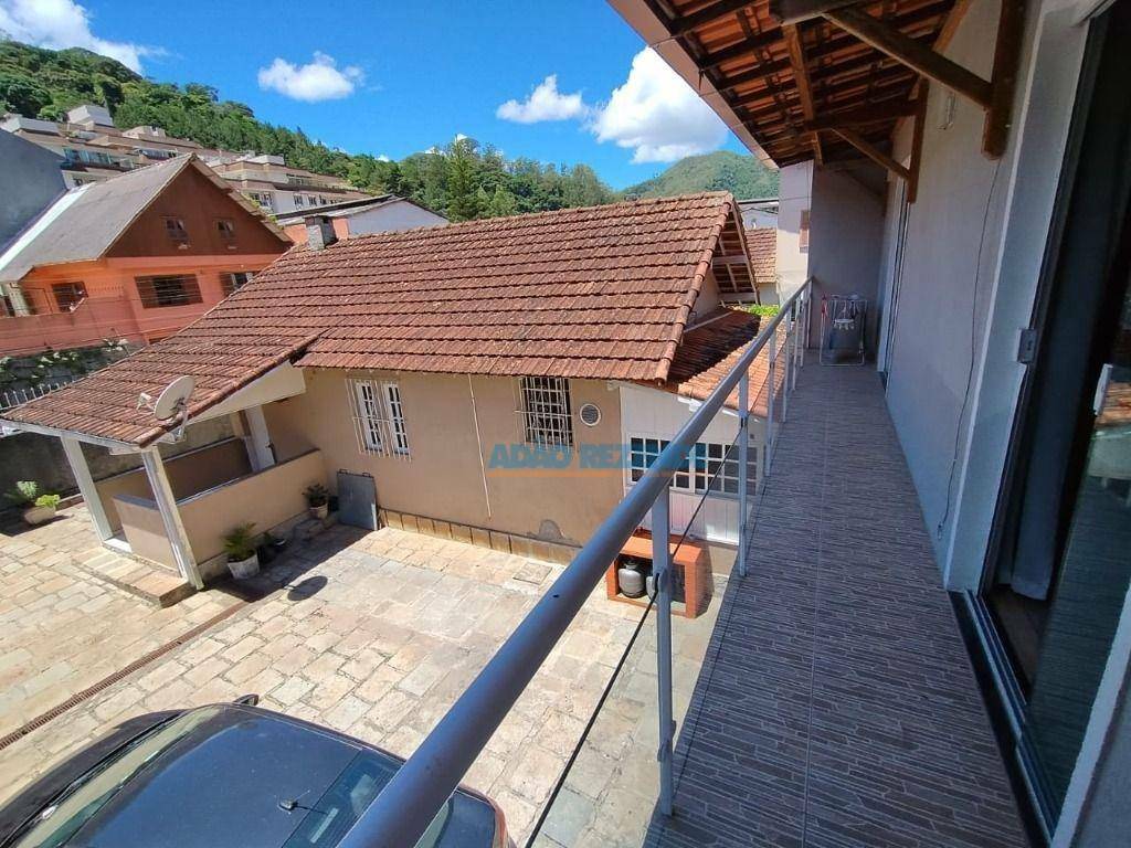 Casa à venda com 4 quartos, 221m² - Foto 62