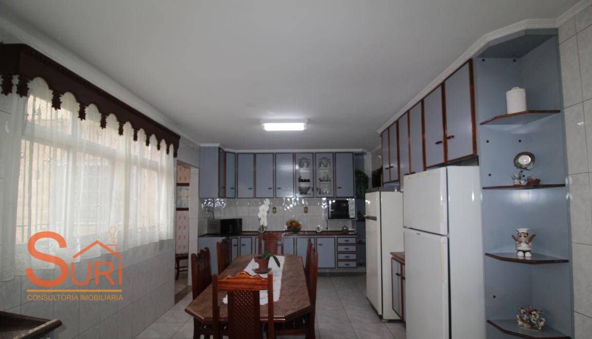 Casa à venda com 2 quartos, 440m² - Foto 22