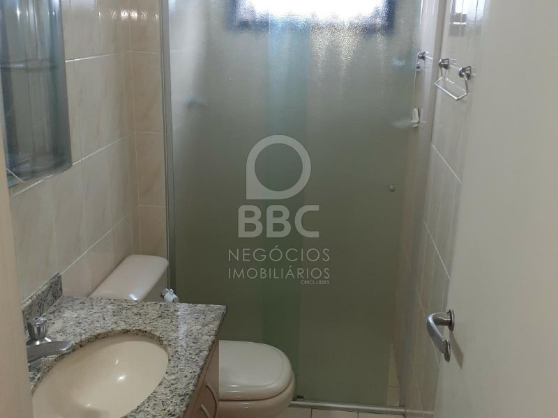 Apartamento para alugar com 2 quartos, 65m² - Foto 9