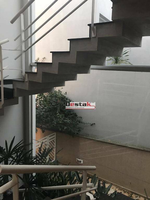 Sobrado à venda com 5 quartos, 600m² - Foto 8