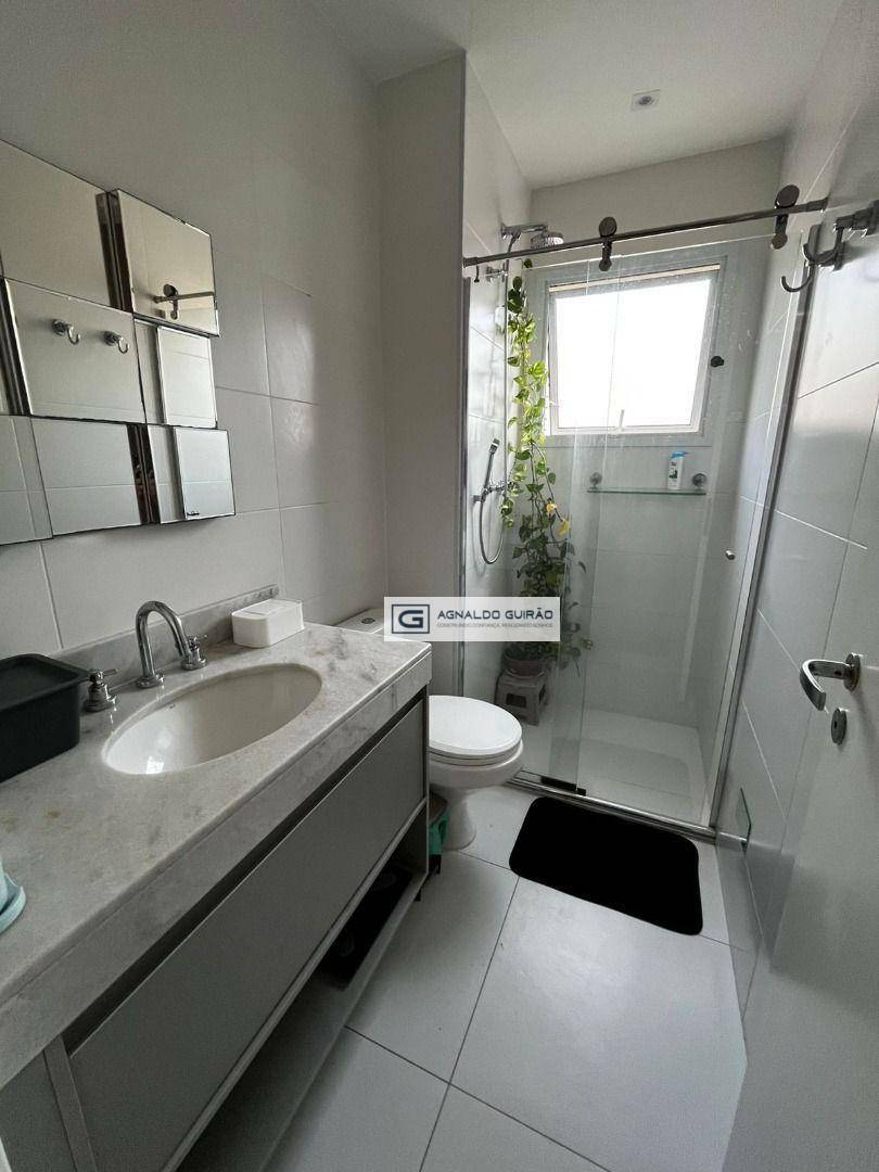 Apartamento à venda com 2 quartos, 77m² - Foto 10