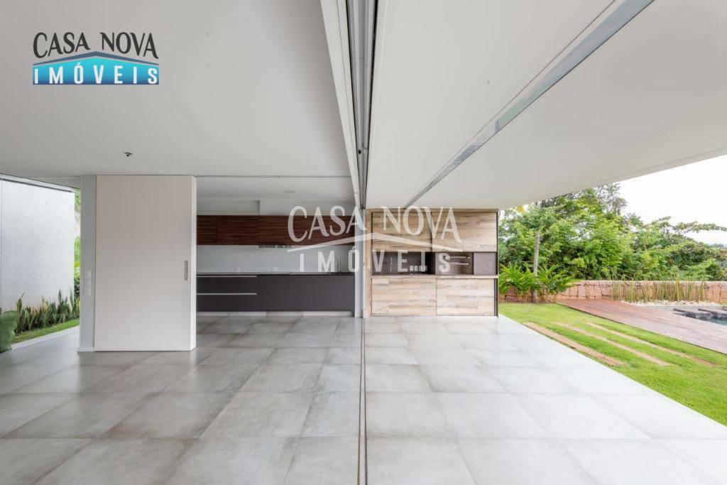 Casa de Condomínio à venda com 4 quartos, 447m² - Foto 9