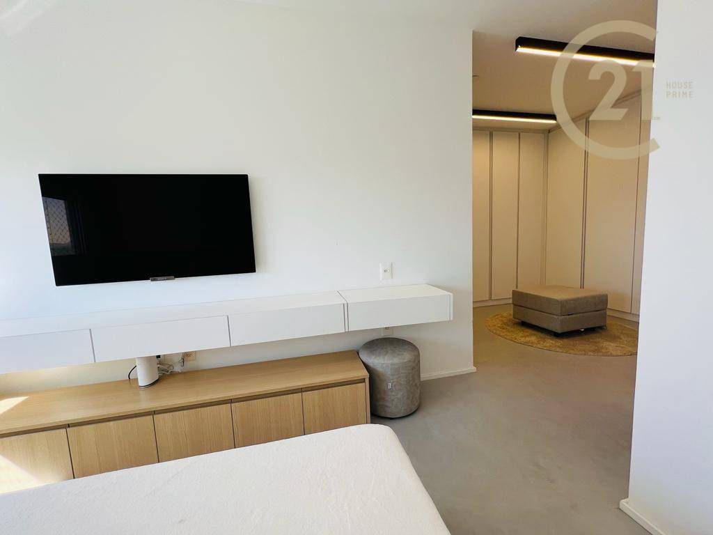 Apartamento à venda com 3 quartos, 241m² - Foto 28