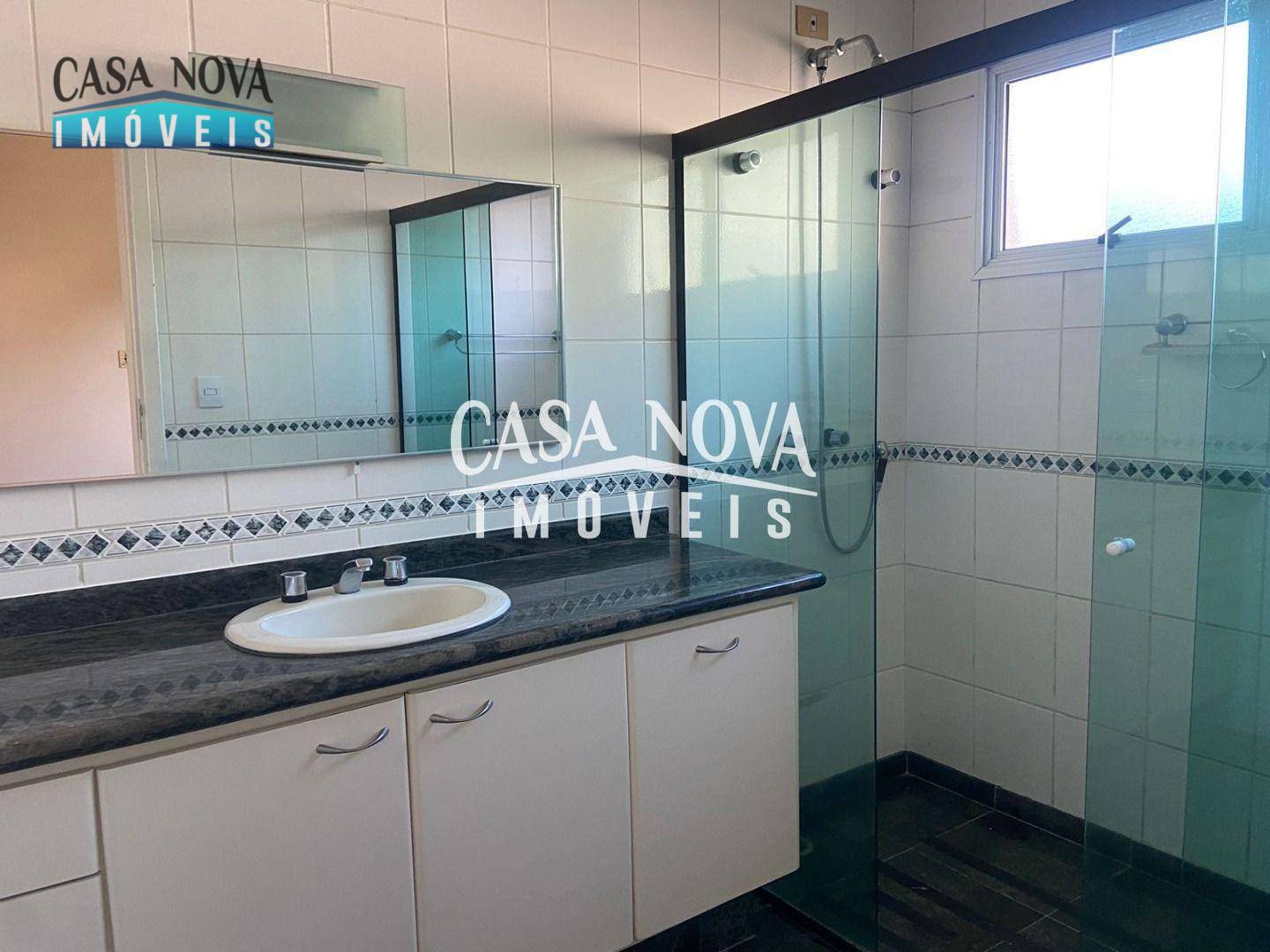 Casa de Condomínio para alugar com 3 quartos, 350m² - Foto 24