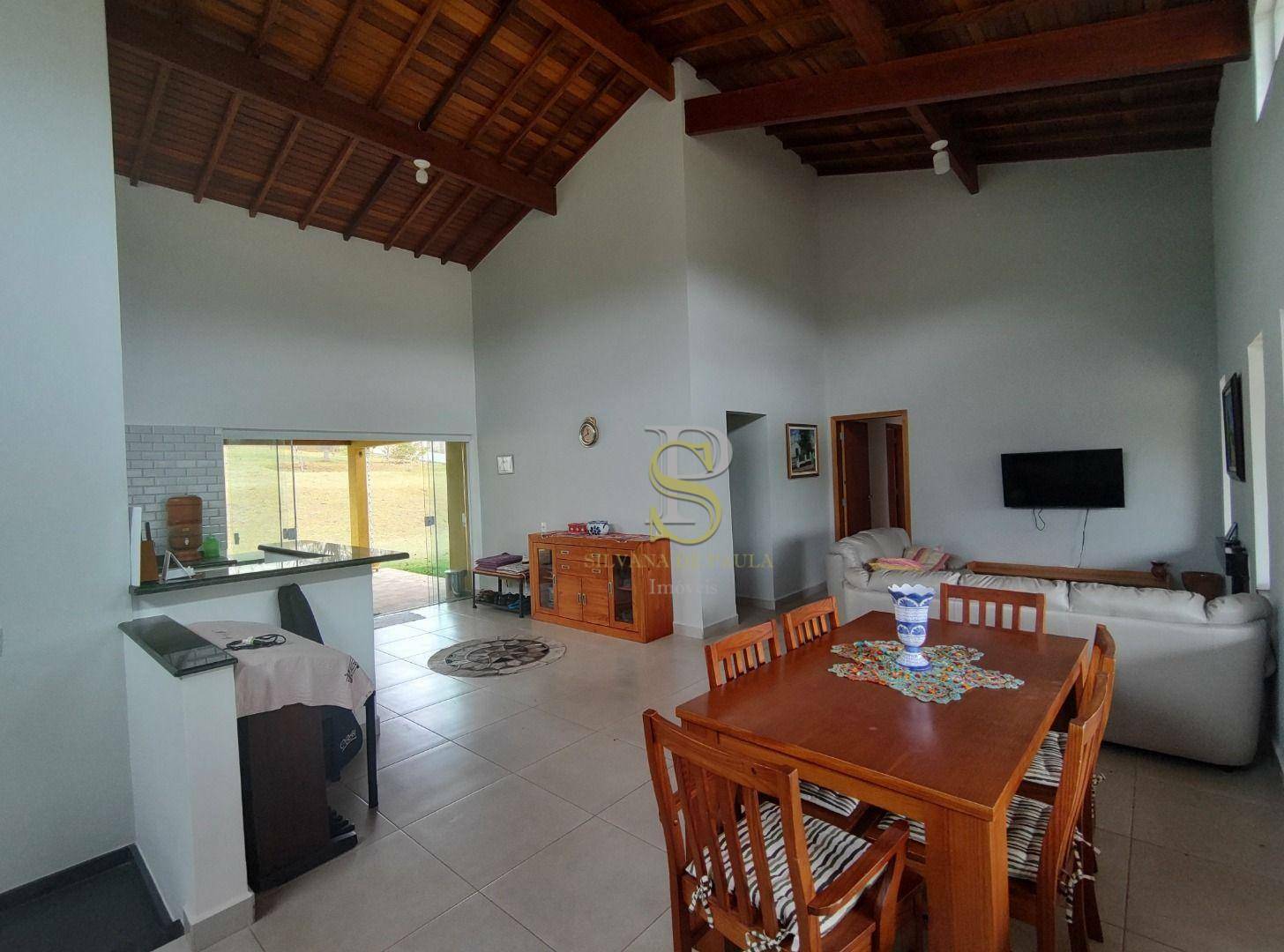 Chácara à venda com 4 quartos, 230m² - Foto 12