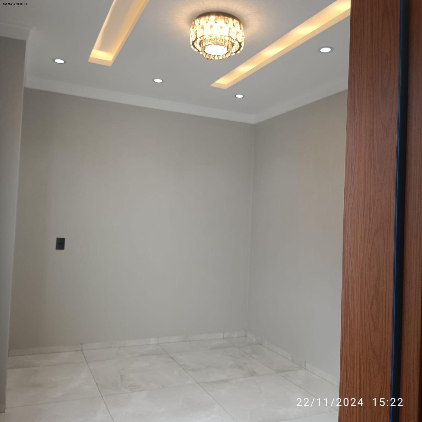 Casa à venda com 3 quartos, 120m² - Foto 15