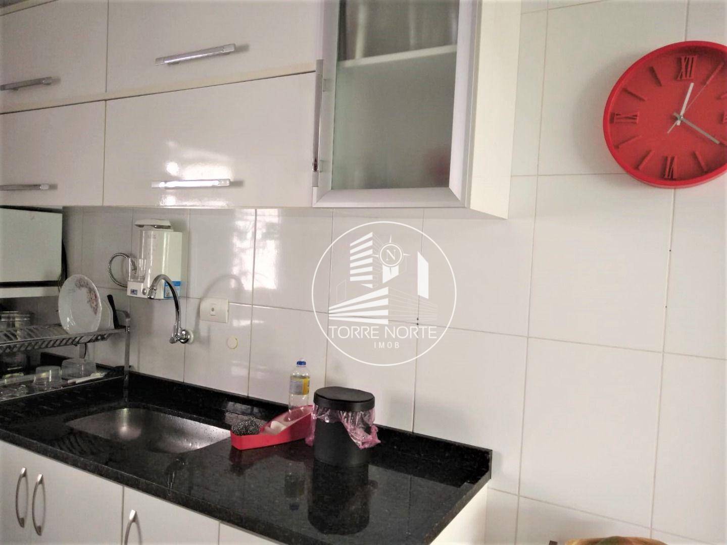 Apartamento à venda com 2 quartos, 95m² - Foto 13