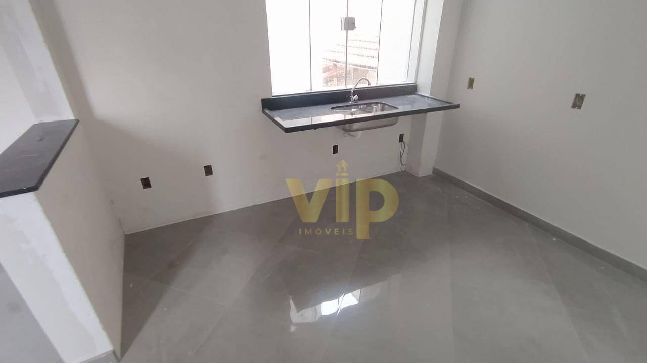 Apartamento à venda com 2 quartos, 64m² - Foto 2