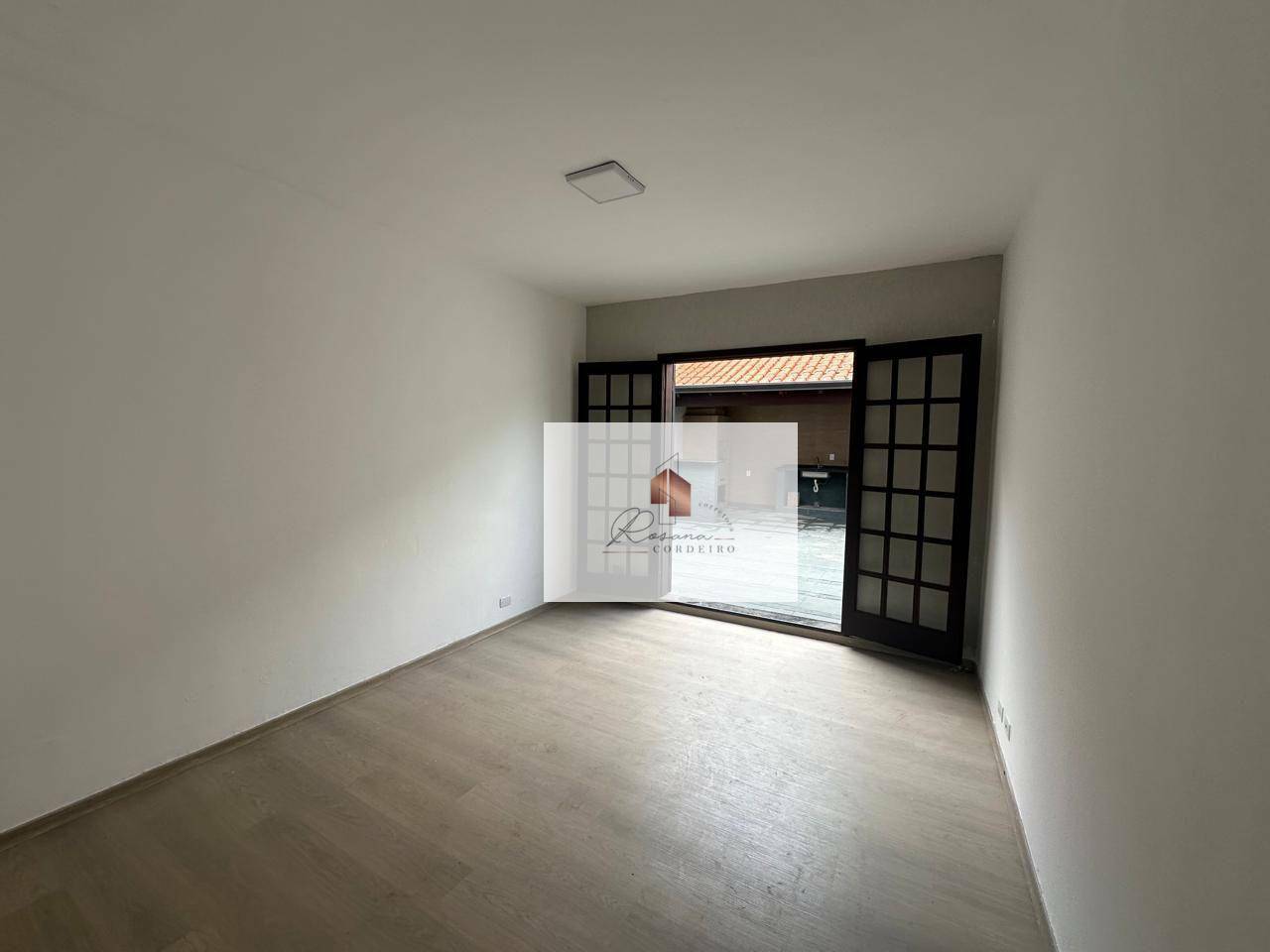 Casa à venda com 3 quartos, 128m² - Foto 8