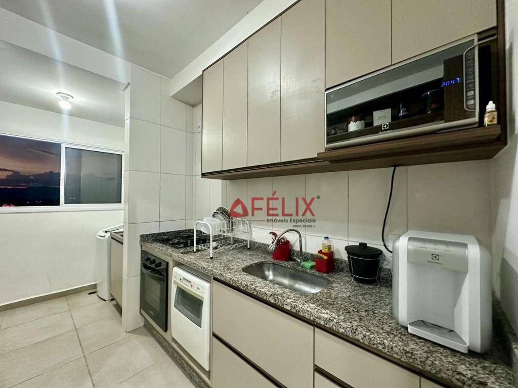 Apartamento à venda com 2 quartos, 74m² - Foto 4