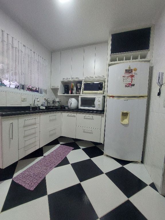 Sobrado à venda com 2 quartos, 75m² - Foto 46