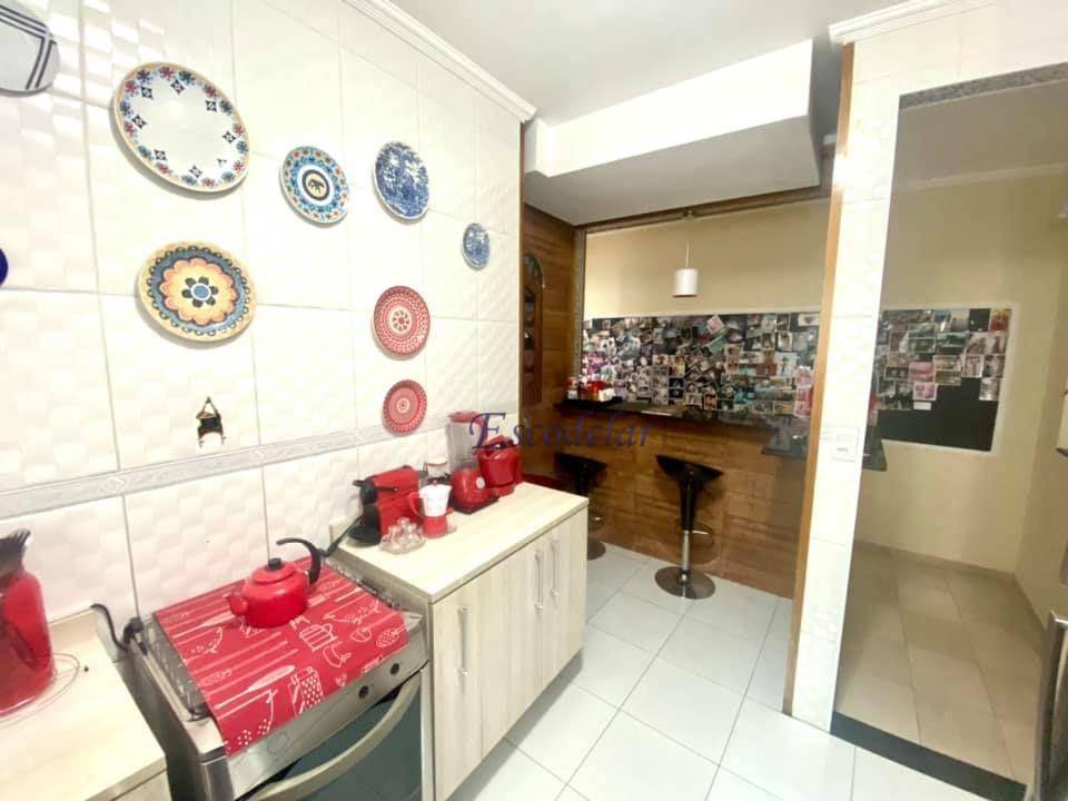 Sobrado à venda com 4 quartos, 300m² - Foto 17