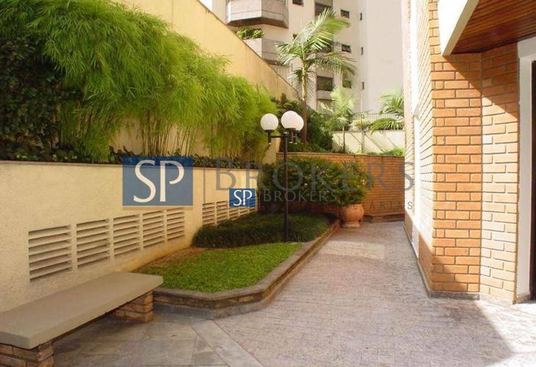 Apartamento à venda com 4 quartos, 217m² - Foto 31