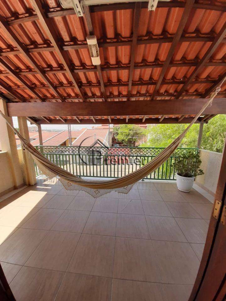 Casa à venda com 3 quartos, 185m² - Foto 22