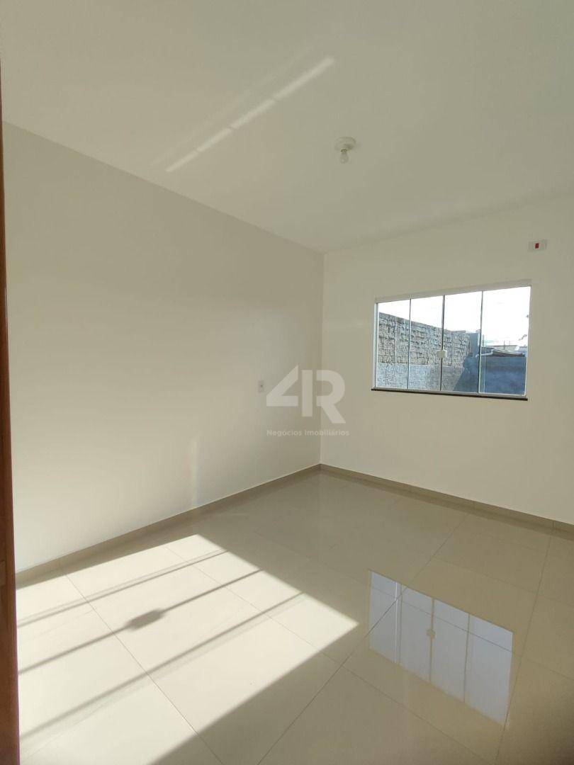 Casa à venda com 2 quartos, 57m² - Foto 7