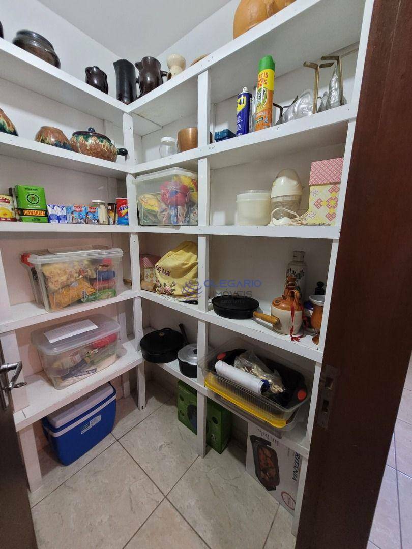 Sobrado à venda com 3 quartos, 292m² - Foto 43