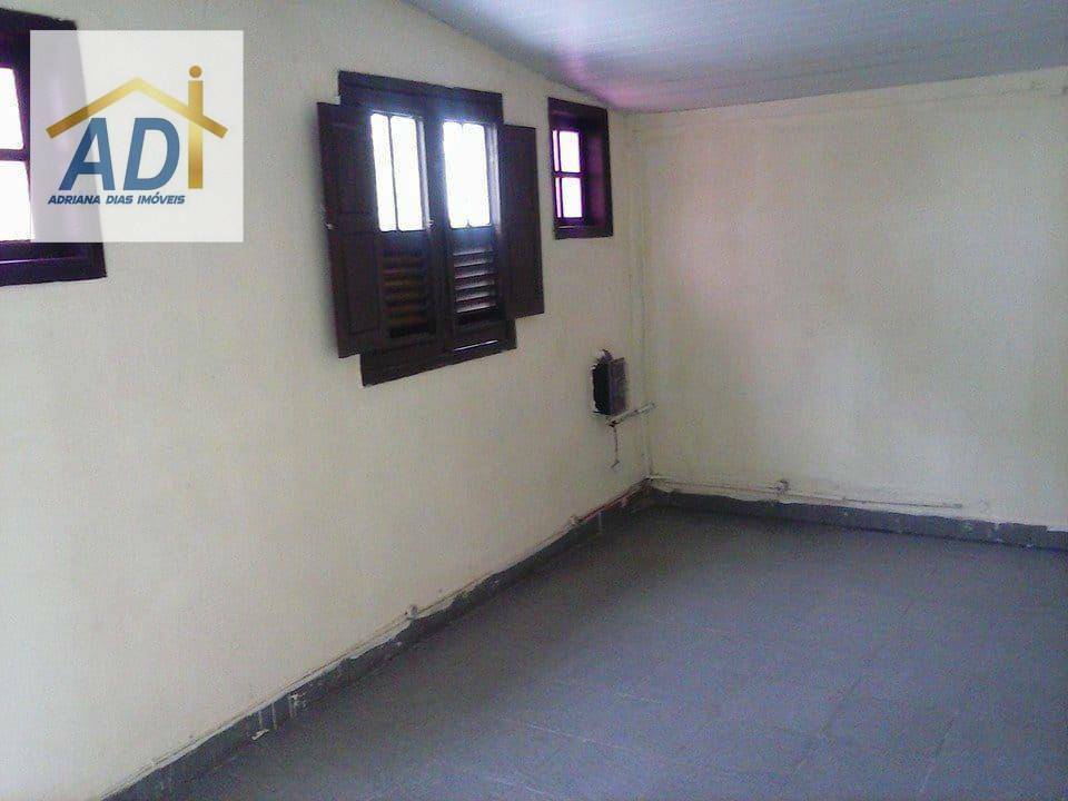 Casa à venda com 3 quartos, 290m² - Foto 14