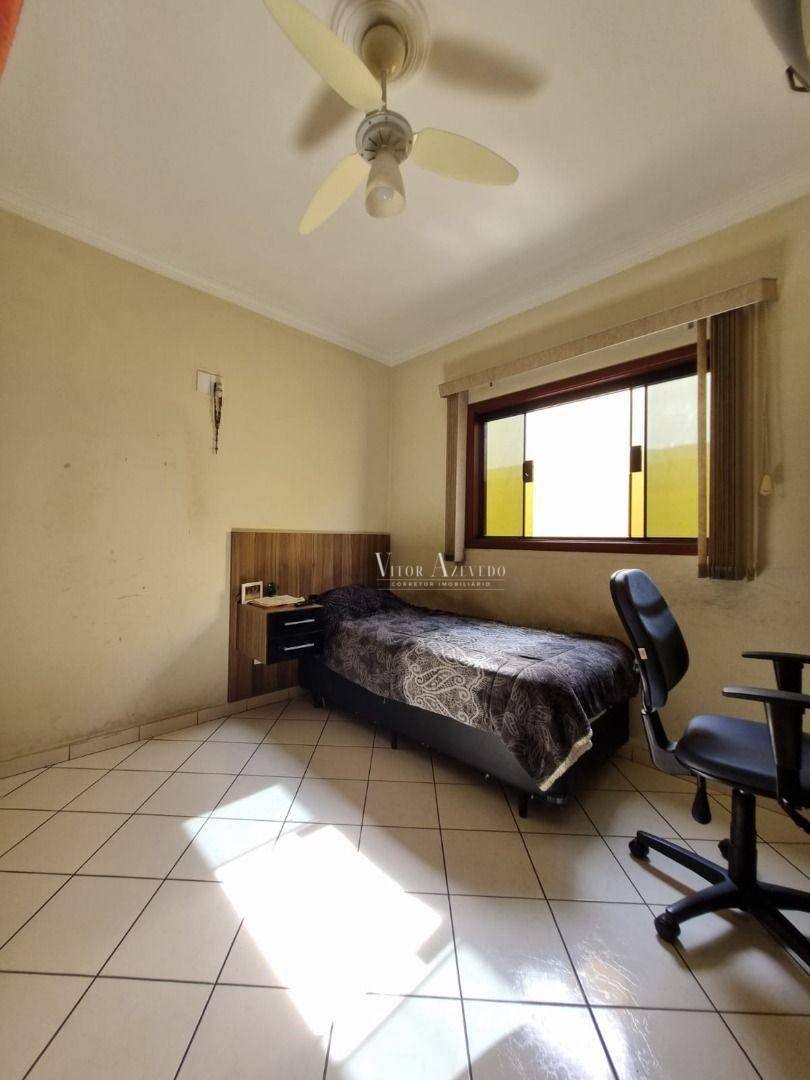 Sobrado à venda com 3 quartos, 230m² - Foto 20