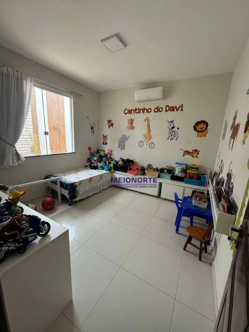 Casa à venda com 4 quartos, 220m² - Foto 17