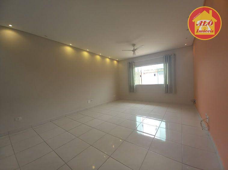 Sobrado à venda com 3 quartos, 160m² - Foto 2