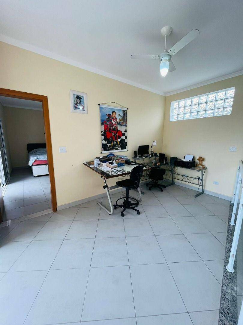 Sobrado para alugar com 3 quartos, 221m² - Foto 32