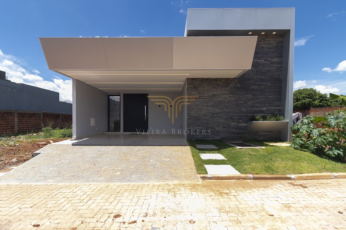 Casa de Condomínio à venda com 3 quartos, 350m² - Foto 1