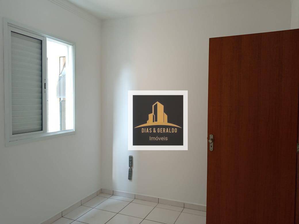 Apartamento à venda com 2 quartos, 55m² - Foto 10