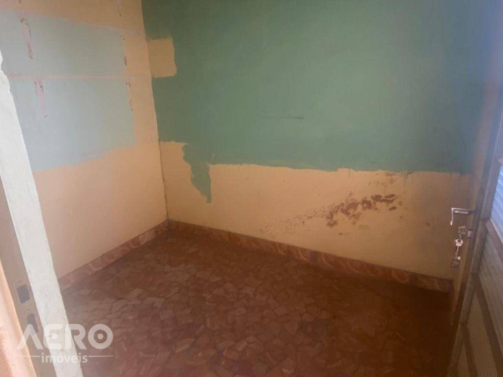 Casa para alugar com 3 quartos, 280m² - Foto 21