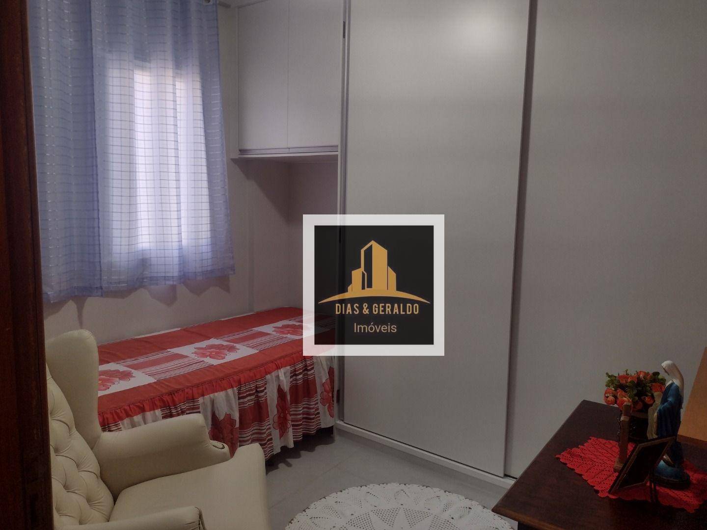 Apartamento à venda com 2 quartos, 70m² - Foto 14