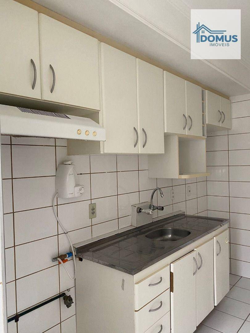 Apartamento para alugar com 2 quartos, 68m² - Foto 5