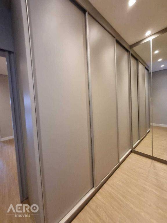 Casa de Condomínio à venda com 3 quartos, 212m² - Foto 4