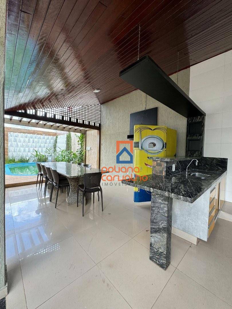Casa para alugar com 3 quartos, 229m² - Foto 1