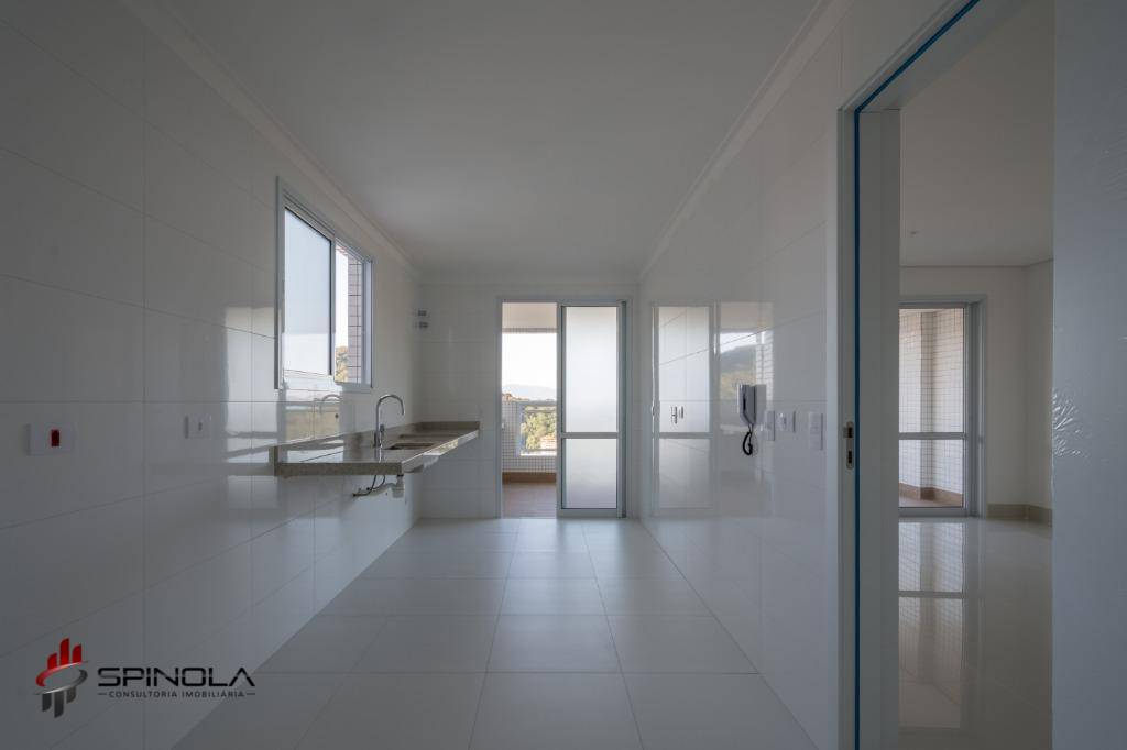 Apartamento à venda com 3 quartos, 162m² - Foto 3