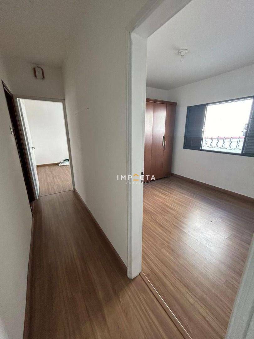 Casa para alugar com 3 quartos, 180m² - Foto 6