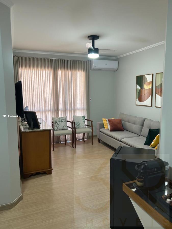 Apartamento à venda com 3 quartos, 93m² - Foto 11