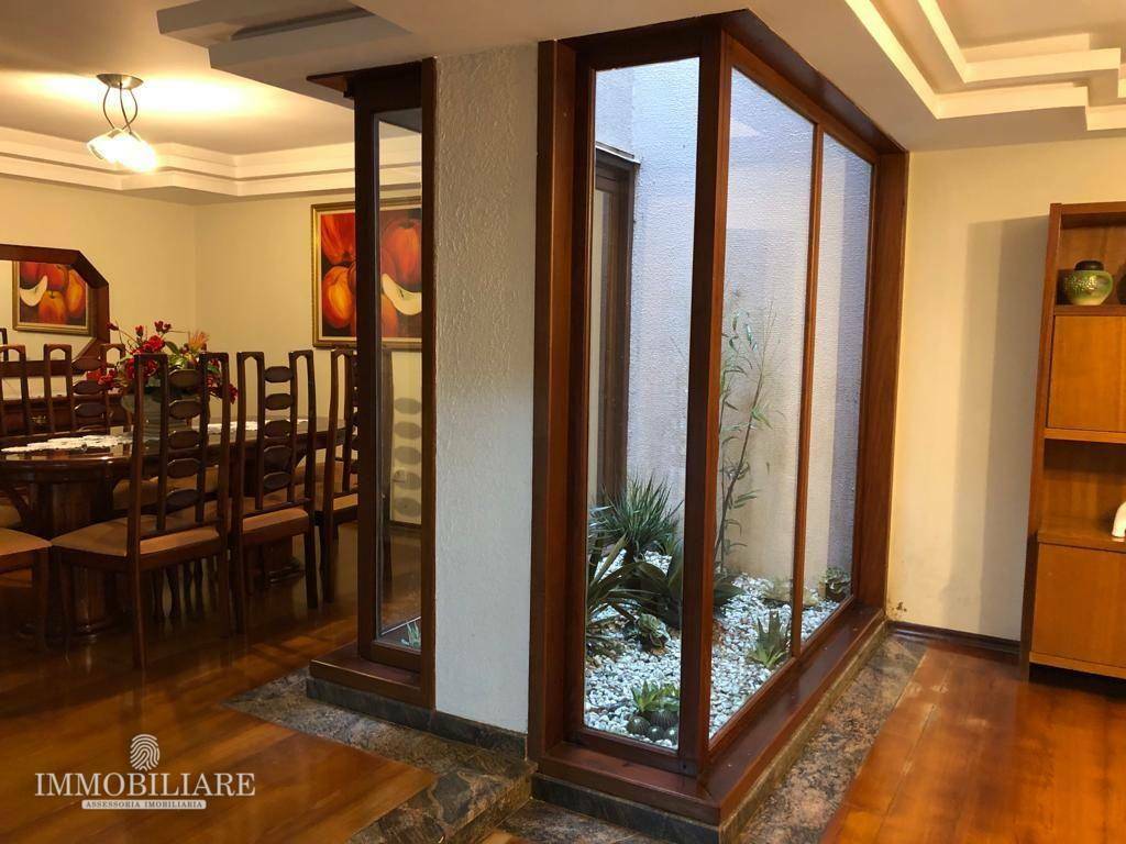 Sobrado à venda com 4 quartos, 257m² - Foto 18