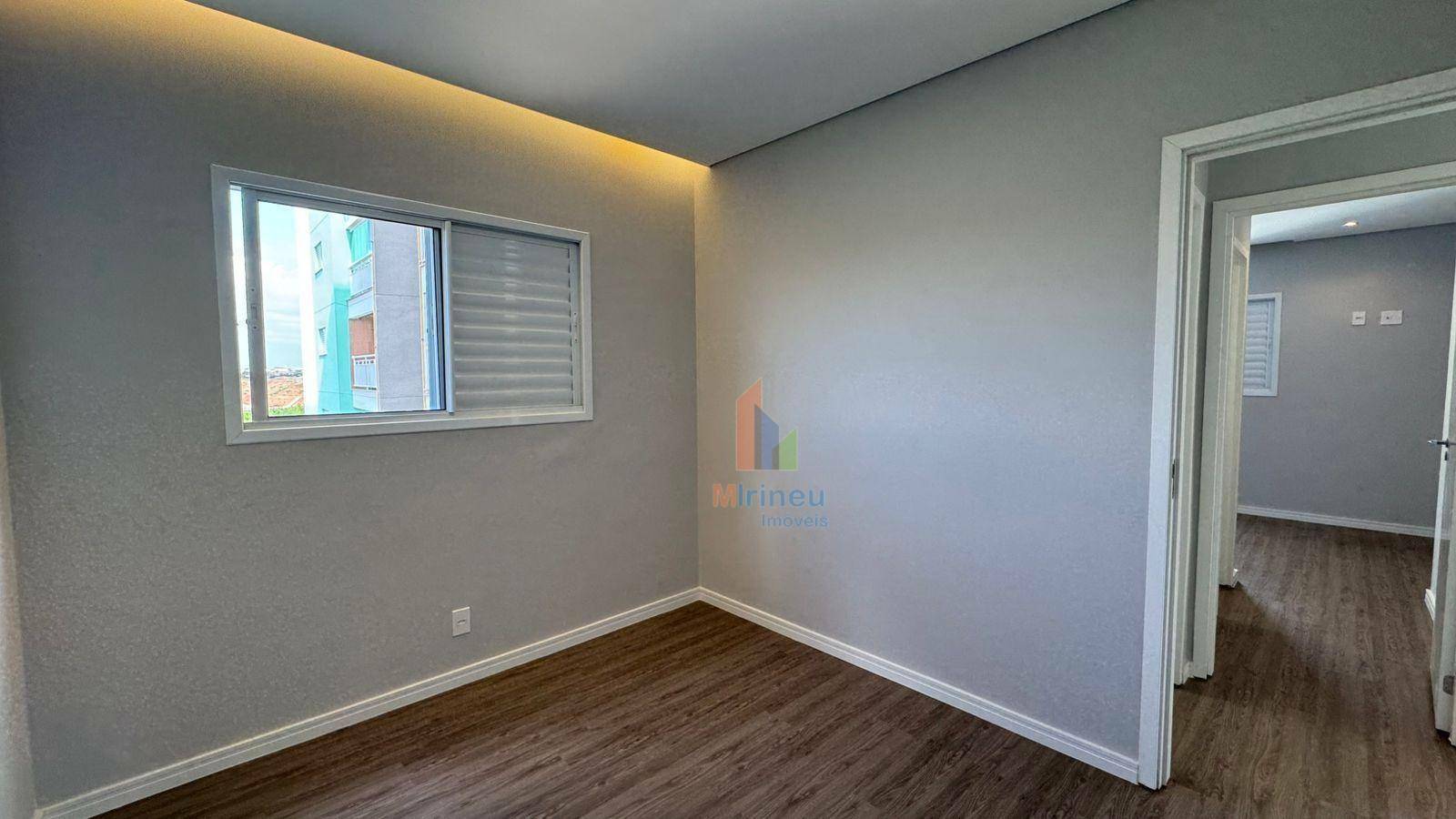 Apartamento para alugar com 2 quartos, 60m² - Foto 14
