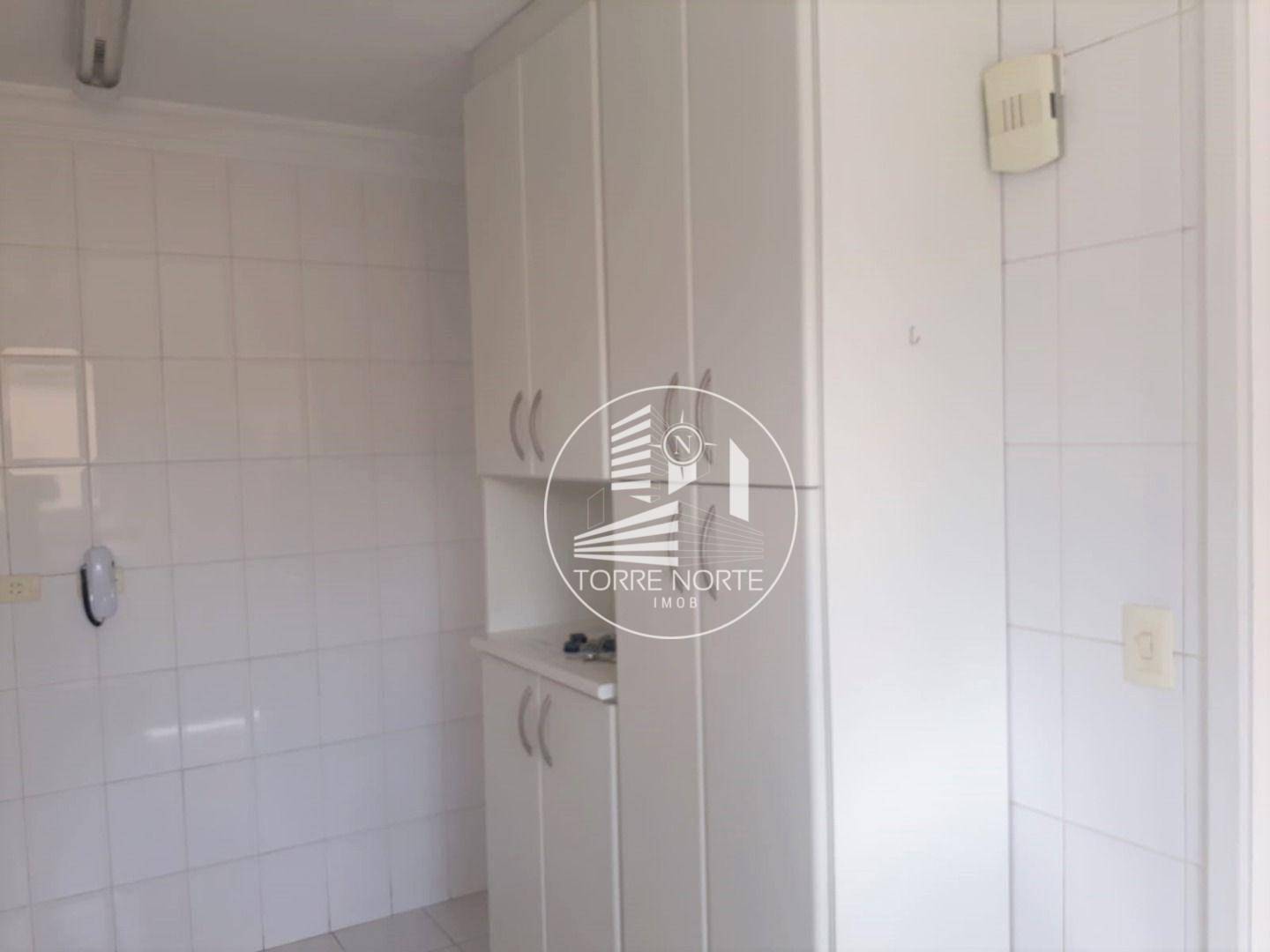 Apartamento para alugar com 4 quartos, 143m² - Foto 19