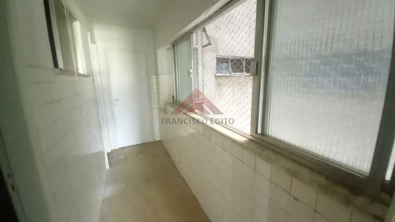 Apartamento para alugar com 1 quarto, 45m² - Foto 6