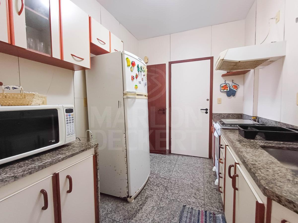 Apartamento à venda com 3 quartos, 145m² - Foto 24