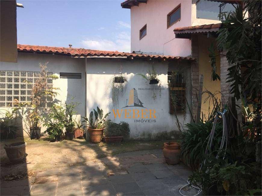 Casa à venda com 5 quartos, 250m² - Foto 34