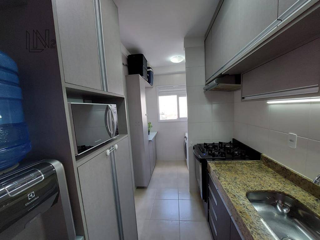 Apartamento à venda com 2 quartos, 76m² - Foto 7